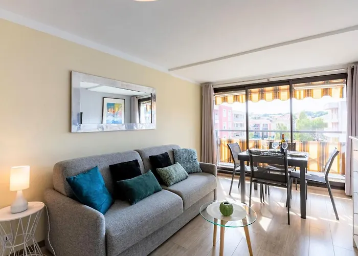 Les Coralines-5 By Interhome *